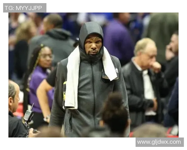 队友信任与团队配合助推三分命中率提升，防守效率升级引领职业生涯成长